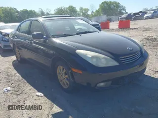 2003 Lexus ES with VIN JTHBF30G530122037, listed as a IAAI auction lot 42051319 with Not Provided miles. Bid and sale history available at carsss.com. Image 1.