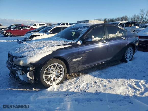 2012 BMW 7 Series 750i xDrive with VIN WBAKC6C57CDX99652, listed as a Copart auction lot 83022784 with 112,841 mi miles and Clean Title. Bid and sale history available at carsss.com. Image 1.