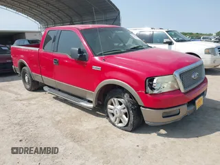 2004 Ford F-150 XL z VIN 1FTPX12574NC21791, wystawiony jako IAAI lot #42304925 z przebiegiem 122 061 mil mil oraz . Historia ofert i sprzedaży dostępna na DreamBid. Obrazek 1.