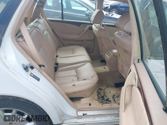 2001 Mercedes-Benz E-Class AWD with VIN WDBJH82J61X057506, listed as a IAAI auction lot 41506666 with 304,332 mi miles. Bid and sale history available at carsss.com. Image 8.