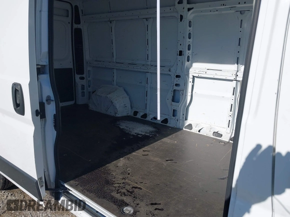 2019 Ram ProMaster Cargo with VIN 3C6TRVDG0KE503696, listed as a IAAI auction lot 41193173 with Not Provided miles and . Bid and sale history available at carsss.com. Image 8.