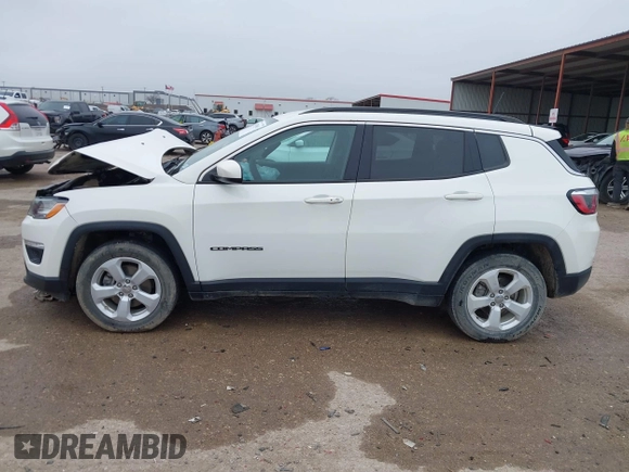 2020 Jeep Compass Altitude z VIN 3C4NJCBB9LT108501, wystawiony jako IAAI lot #41700451 z przebiegiem 66 395 mil mil oraz . Historia ofert i sprzedaży dostępna na DreamBid. Obrazek 14.