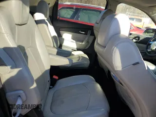 2007 GMC Acadia SLT z VIN 1GKER337X7J104400, wystawiony jako Copart lot #46266275 z przebiegiem 188 362 mil mil oraz Szkoda całkowita • Salvage title. Historia ofert i sprzedaży dostępna na DreamBid. Obrazek 10.