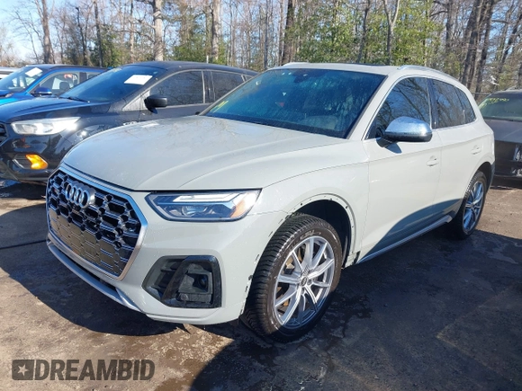2021 Audi SQ5 Premium Plus with VIN WA1B4AFYXM2026352, listed as a IAAI auction lot 41875342 with 86,474 mi miles. Bid and sale history available at carsss.com. Image 17.