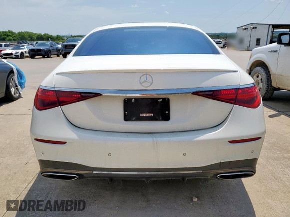 2022 Mercedes-Benz S 580 z VIN W1K6G7GB6NA098643, wystawiony jako Copart lot #60996695 z przebiegiem 48 976 mil mil oraz Czysty tytuł • Clean title. Historia ofert i sprzedaży dostępna na DreamBid. Obrazek 6.