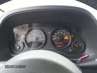 2017 Jeep Patriot High Altitude z VIN 1C4NJPFA9HD118354, wystawiony jako IAAI lot #41848700 z przebiegiem 82 624 mil mil oraz . Historia ofert i sprzedaży dostępna na DreamBid. Obrazek 7.
