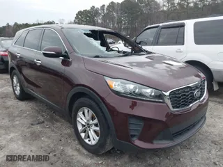 2020 Kia Sorento LX V6 with VIN 5XYPG4A55LG633717, listed as a IAAI auction lot 41594355 with 1 mi miles. Bid and sale history available at carsss.com. Image 1.