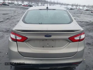 2016 Ford Fusion S with VIN 3FA6P0G78GR138247, listed as a IAAI auction lot 41570370 with 137,922 mi miles. Bid and sale history available at carsss.com. Image 16.