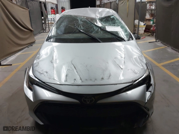 2021 Toyota Corolla Hatchback SE with VIN JTND4MBE1M3106771, listed as a IAAI auction lot 41444053 with 101,161 mi miles. Bid and sale history available at carsss.com. Image 12.