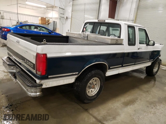 1994 Ford F-150 with VIN 1FTEX15NXRKB34530, listed as a Copart auction lot 84900864 with 133,395 mi miles and Salvage Title. Bid and sale history available at carsss.com. Image 3.