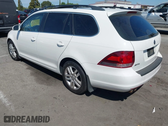 2012 Volkswagen Jetta SportWagen TDI w/Sunroof with VIN 3VWPL7AJ6CM651492, listed as a IAAI auction lot 41980541 with 229,239 mi miles. Bid and sale history available at carsss.com. Image 3.
