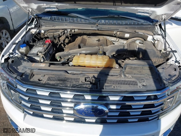 2018 Ford Expedition Limited with VIN 1FMJU1KT8JEA01497, listed as a IAAI auction lot 41724185 with 94,037 mi miles. Bid and sale history available at carsss.com. Image 10.