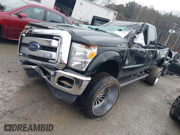 2015 Ford F-250 Lariat z VIN 1FT7W2BT9FEA32392, wystawiony jako IAAI lot #41420965 z przebiegiem Nie podano mil oraz . Historia ofert i sprzedaży dostępna na DreamBid. Obrazek 2.