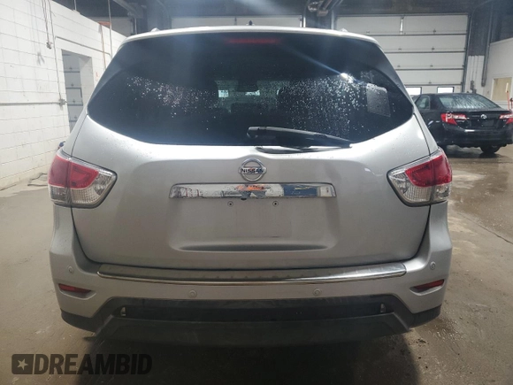 2015 Nissan Pathfinder SV z VIN 5N1AR2MN4FC692875, wystawiony jako Copart lot #54977155 z przebiegiem 152 155 mil mil oraz Czysty tytuł • Clean title. Historia ofert i sprzedaży dostępna na DreamBid. Obrazek 6.