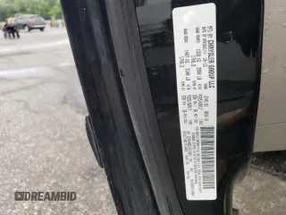 2014 Volkswagen Routan SE z VIN 2C4RVABG1ER134621, wystawiony jako Copart lot #61339414 z przebiegiem 153 364 mil mil oraz Szkoda całkowita • Salvage title. Historia ofert i sprzedaży dostępna na DreamBid. Obrazek 16.