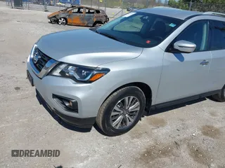 2017 Nissan Pathfinder S with VIN 5N1DR2MN5HC683800, listed as a IAAI auction lot 42228769 with 44,029 mi miles and . Bid and sale history available at DreamBid. Image 6.