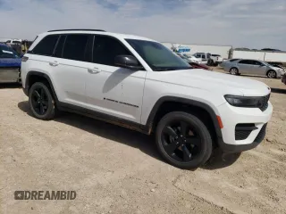 2023 Jeep Grand Cherokee Altitude z VIN 1C4RJHAG8P8883047, wystawiony jako Copart lot #49694315 z przebiegiem 19 156 mil mil oraz Szkoda całkowita • Salvage title. Historia ofert i sprzedaży dostępna na DreamBid. Obrazek 4.