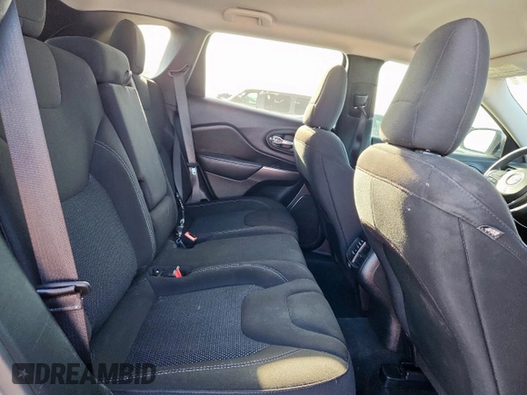 2020 Jeep Cherokee Latitude with VIN 1C4PJLCB8LD547458, listed as a Copart auction lot 60743855 with 93,567 mi miles and Clean title. Bid and sale history available at DreamBid. Image 10.