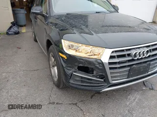 2019 Audi Q5 Premium with VIN WA1ANAFY5K2039094, listed as a IAAI auction lot 41333509 with 45,956 mi miles. Bid and sale history available at carsss.com. Image 13.