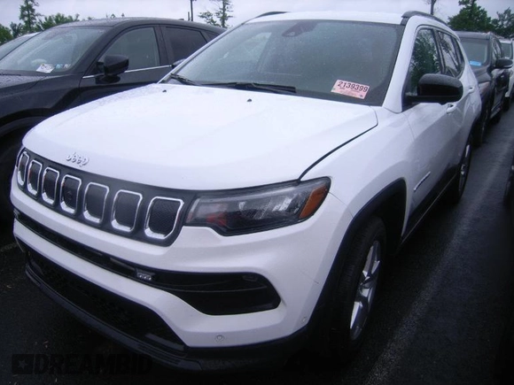 2022 Jeep Compass Latitude с VIN 3C4NJDBB6NT205910, выставлен на аукционе IAAI как лот 42302354 с пробегом 12 729 миль миль и . История ставок и продаж доступна на DreamBid. Изображение 1.