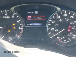 2017 Nissan Pathfinder SV with VIN 5N1DR2MM6HC696479, listed as a IAAI auction lot 41340074 with 117,754 mi miles. Bid and sale history available at carsss.com. Image 7.