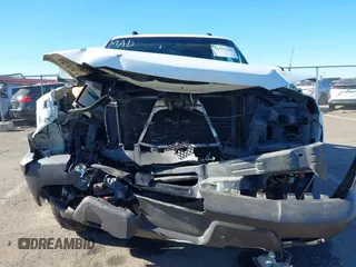 2005 Chevrolet Avalanche LS with VIN 3GNEC12ZX5G182122, listed as a IAAI auction lot 41377166 with 239,987 mi miles and . Bid and sale history available at DreamBid. Image 13.