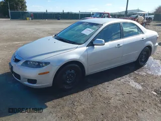 2006 Mazda 6 i with VIN 1YVFP80C165M62457, listed as a IAAI auction lot 41849081 with 172,372 mi miles. Bid and sale history available at carsss.com. Image 17.