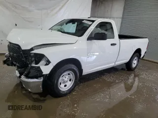 2022 Ram 1500 Tradesman z VIN 3C6JR6DG7NG395759, wystawiony jako Copart lot #66668685 z przebiegiem Nie podano mil oraz Czysty tytuł • Clean title. Historia ofert i sprzedaży dostępna na DreamBid. Obrazek 1.