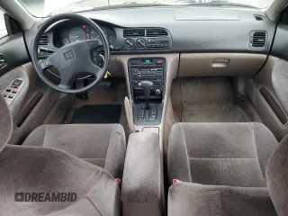 1994 Honda Accord LX w/ABS with VIN JHMCD563XRC101038, listed as a Copart auction lot 82127974 with 229,122 mi miles and Salvage Title. Bid and sale history available at carsss.com. Image 8.