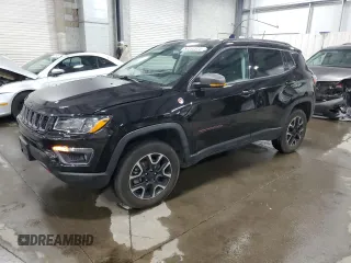 2019 Jeep Compass Trailhawk with VIN 3C4NJDDB4KT647187, listed as a Copart auction lot 50260575 with 63,098 mi miles and Salvage Title. Bid and sale history available at carsss.com. Image 1.