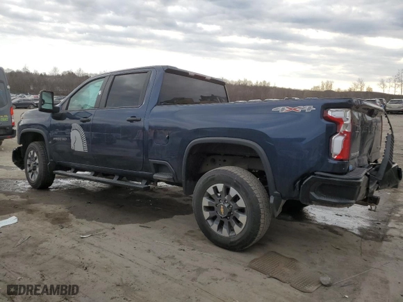 2021 Chevrolet Silverado 2500HD Custom with VIN 1GC4YMEY5MF276709, listed as a Copart auction lot 48686065 with 0 mi miles and Salvage Title. Bid and sale history available at carsss.com. Image 2.