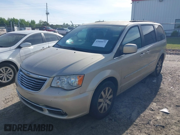 2015 Chrysler Town & Country Touring with VIN 2C4RC1BG7FR583213, listed as a IAAI auction lot 42089075 with 265,629 mi miles. Bid and sale history available at carsss.com. Image 2.