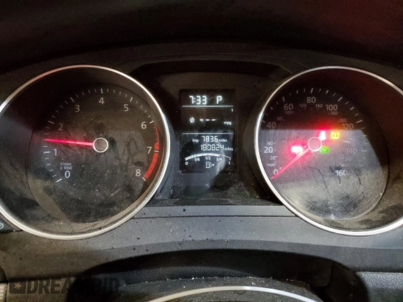 2017 Volkswagen Jetta S z VIN 3VW2B7AJ0HM361656, wystawiony jako Copart lot #58217505 z przebiegiem 180 824 mil mil oraz Nie do naprawy • Non repairable. Historia ofert i sprzedaży dostępna na DreamBid. Obrazek 9.