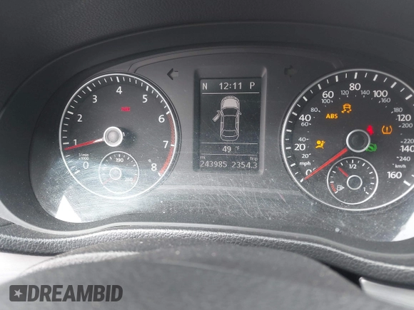2013 Volkswagen Passat SE с VIN 1VWBP7A35DC022003, выставлен на аукционе IAAI как лот 41960412 с пробегом 243 985 миль миль и . История ставок и продаж доступна на DreamBid. Изображение 7.