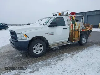 2014 Ram 2500 z VIN 3C7WR5AJ3EG225104, wystawiony jako IAAI lot #41397520 z przebiegiem 128 477 mil mil oraz . Historia ofert i sprzedaży dostępna na DreamBid. Obrazek 17.