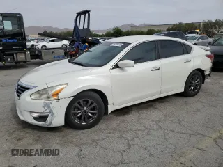 2015 Nissan Altima SV z VIN 1N4AL3AP7FC467275, wystawiony jako Copart lot #56535415 z przebiegiem 151 401 mil mil oraz Szkoda całkowita • Salvage title. Historia ofert i sprzedaży dostępna na DreamBid. Obrazek 1.