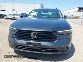 2024 Honda Accord LX z VIN 1HGCY1F28RA046057, wystawiony jako IAAI lot #42009898 z przebiegiem 4831 mil mil oraz . Historia ofert i sprzedaży dostępna na DreamBid. Obrazek 12.