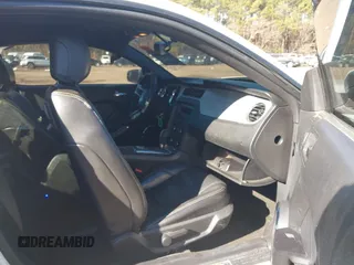 2013 Ford Mustang V6 with VIN 1ZVBP8AM5D5233866, listed as a IAAI auction lot 41418360 with 268,678 mi miles. Bid and sale history available at carsss.com. Image 5.
