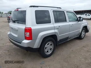 2011 Jeep Patriot Sport with VIN 1J4NT1GA1BD108246, listed as a IAAI auction lot 42010042 with 118,472 mi miles and . Bid and sale history available at carsss.com. Image 4.
