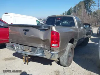 2006 Dodge Ram 1500 SLT with VIN 1D7HA182X6J183590, listed as a IAAI auction lot 41655170 with 488,650 mi miles. Bid and sale history available at carsss.com. Image 4.