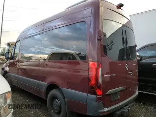2022 Mercedes-Benz Sprinter with VIN W1Z4DFHY9NT090071, listed as a Copart auction lot 80545164 with 32,695 mi miles and Salvage Title. Bid and sale history available at DreamBid. Image 2.