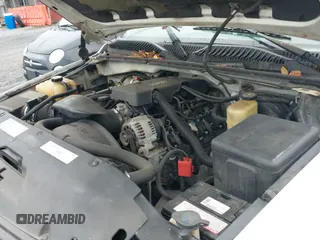 2000 Chevrolet Silverado 1500 LS с VIN 1GCEC19VXYE330633, выставлен на аукционе IAAI как лот 43292862 с пробегом 203 878 миль миль и . История ставок и продаж доступна на DreamBid. Изображение 13.