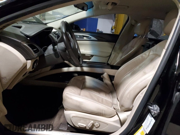 2018 Lincoln MKZ Select z VIN 3LN6L5C91JR620667, wystawiony jako Copart lot #83310564 z przebiegiem 55 041 mil mil oraz Szkoda całkowita • Salvage title. Historia ofert i sprzedaży dostępna na DreamBid. Obrazek 7.