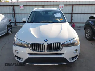 2017 BMW X3 xDrive28i z VIN 5UXWX9C50H0T08829, wystawiony jako IAAI lot #41815714 z przebiegiem 79 120 mil mil oraz . Historia ofert i sprzedaży dostępna na DreamBid. Obrazek 13.