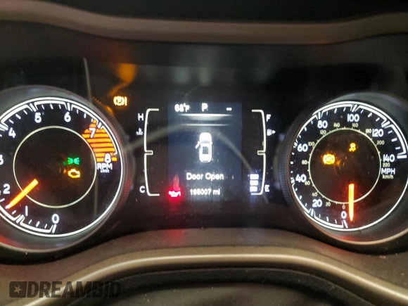 2016 Jeep Cherokee Latitude z VIN 1C4PJMCS6GW255226, wystawiony jako Copart lot #53163975 z przebiegiem 165 007 mil mil oraz Czysty tytuł • Clean title. Historia ofert i sprzedaży dostępna na DreamBid. Obrazek 9.