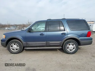 2004 Ford Expedition Special Service with VIN 1FMFU16L44LB85496, listed as a IAAI auction lot 41852315 with 169,687 mi miles. Bid and sale history available at carsss.com. Image 6.
