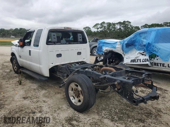 2015 Ford F-350 z VIN 1FD7X3AT0FEB25544, wystawiony jako Copart lot #50340085 z przebiegiem 165 279 mil mil oraz Czysty tytuł • Clean title. Historia ofert i sprzedaży dostępna na DreamBid. Obrazek 2.