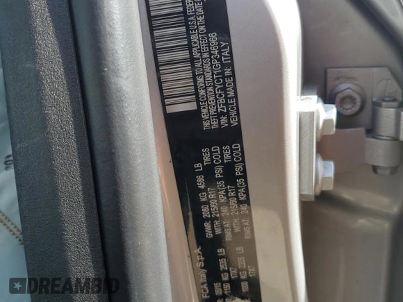 2016 FIAT 500X Trekking с VIN ZFBCFYCT1GP346966, выставлен на аукционе Copart как лот 51161205 с пробегом 90 661 миль миль и Списание • Salvage title. История ставок и продаж доступна на DreamBid. Изображение 12.