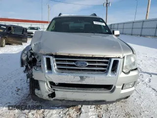 2007 Ford Explorer Sport Trac Limited z VIN 1FMEU53827UA07538, wystawiony jako Copart lot #44525325 z przebiegiem 124 119 mil mil oraz Czysty tytuł • Clean title. Historia ofert i sprzedaży dostępna na DreamBid. Obrazek 5.