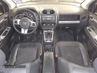 2017 Jeep Compass Latitude z VIN 1C4NJDEB7HD171661, wystawiony jako Copart lot #48417475 z przebiegiem 91 001 mil mil oraz Czysty tytuł • Clean title. Historia ofert i sprzedaży dostępna na DreamBid. Obrazek 8.